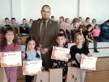 Rozdanie nagród w konkursie plastycznym Barwy jesieni na Wzniesieniach 2022, 